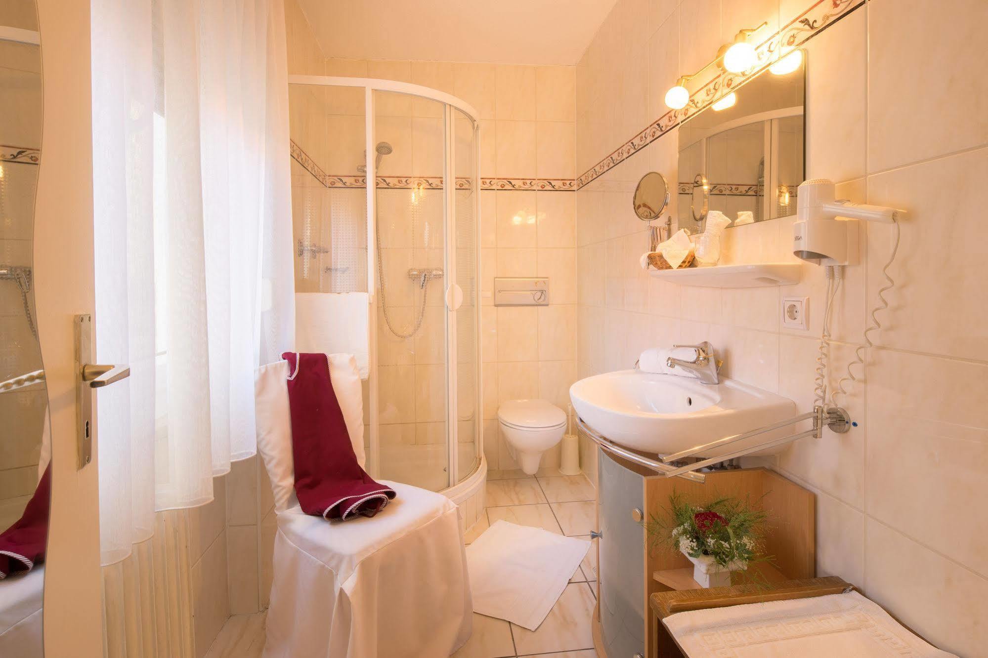 Boutique 3*